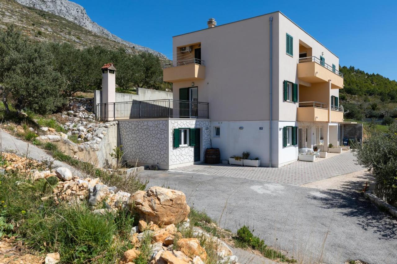 Apartments With A Parking Space Dugi Rat, Omis - 19516 Екстер'єр фото
